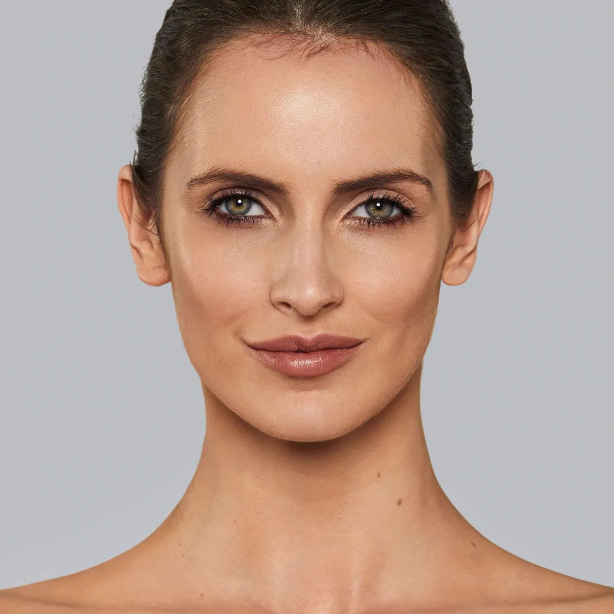 Concealer / Foundation - "2.5"