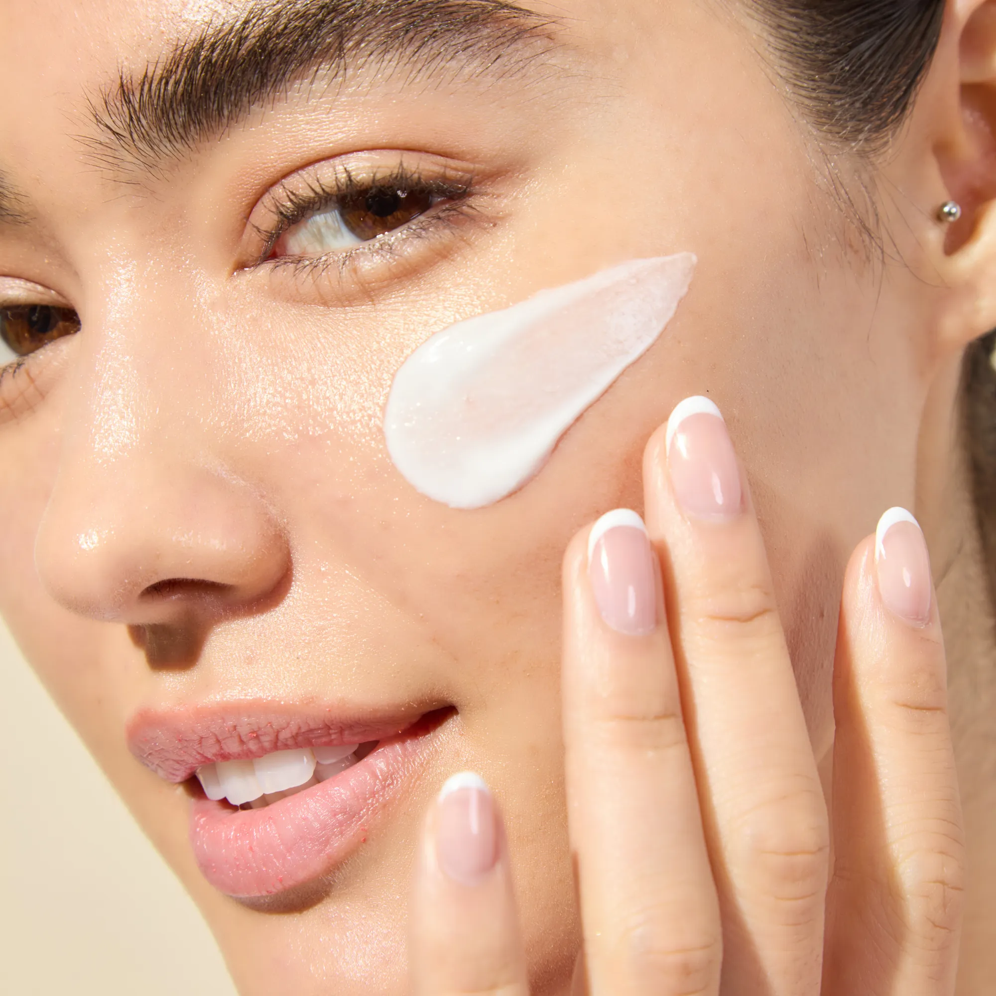 Green Tea Superlight Daily Defense 50 SPF Sunscreen