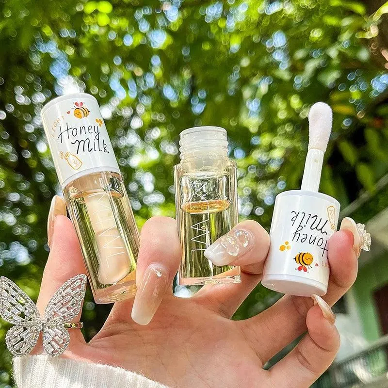 Kawaii Peach Lip Oil: Hydrating Lip Serum for Plump Lips