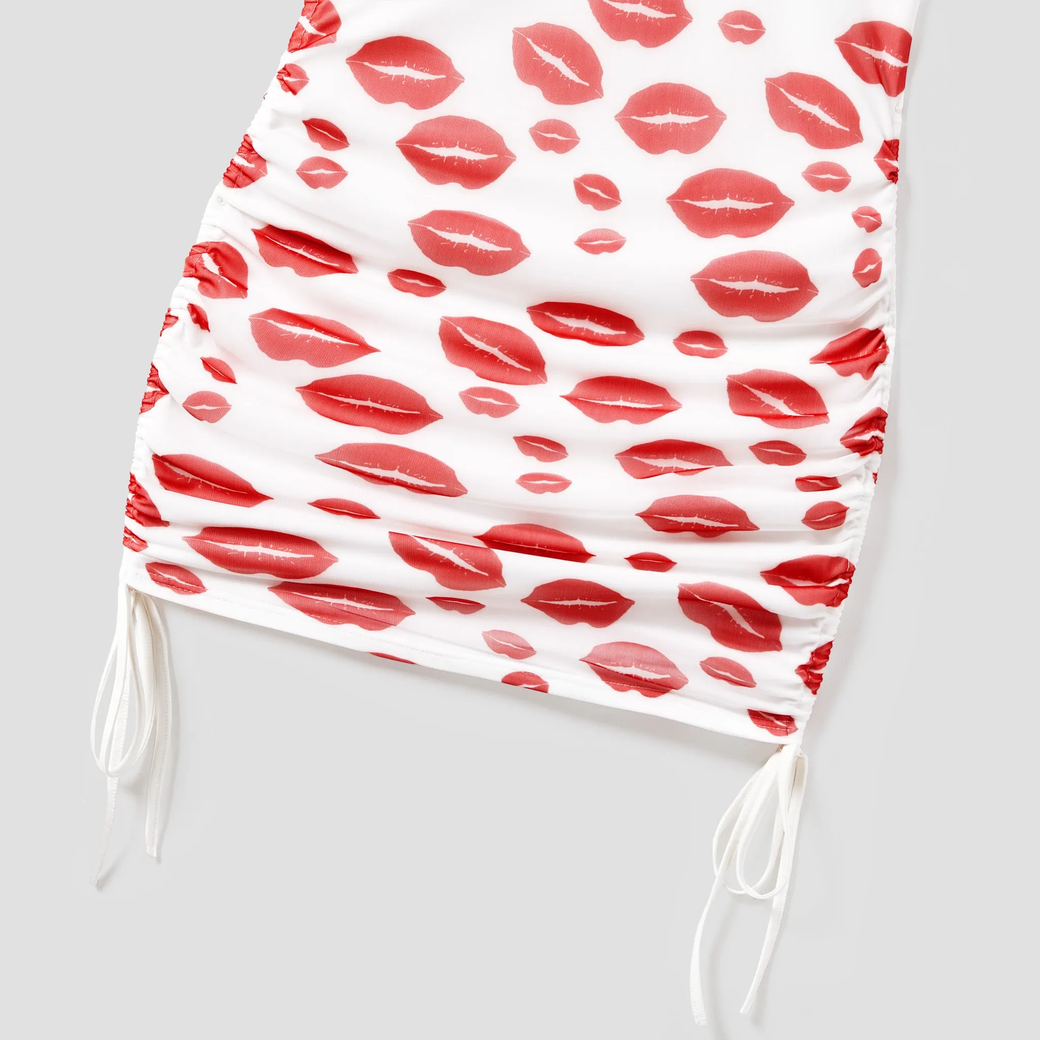 Valentine's Day Family Matching Solid Color Raglan-Sleeve Tee and Red Lip Print Bodycon Drawstring Mesh Strap Dress Sets